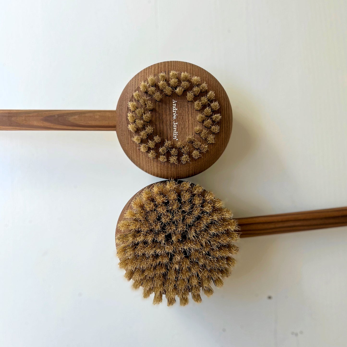ANDRÉE JARDIN BACK BRUSH